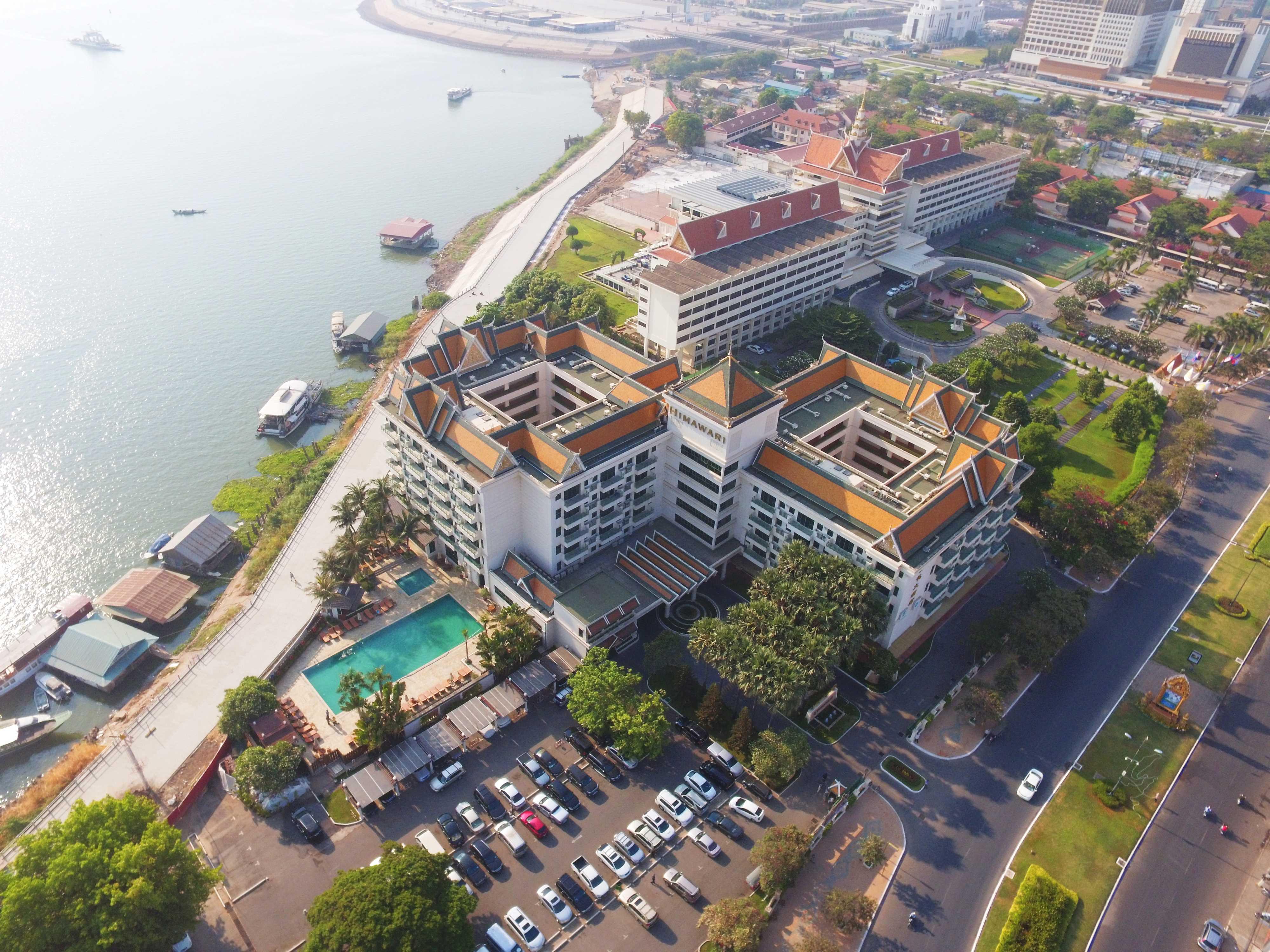 Himawari Hotel Apartments Phnom-Penh Buitenkant foto